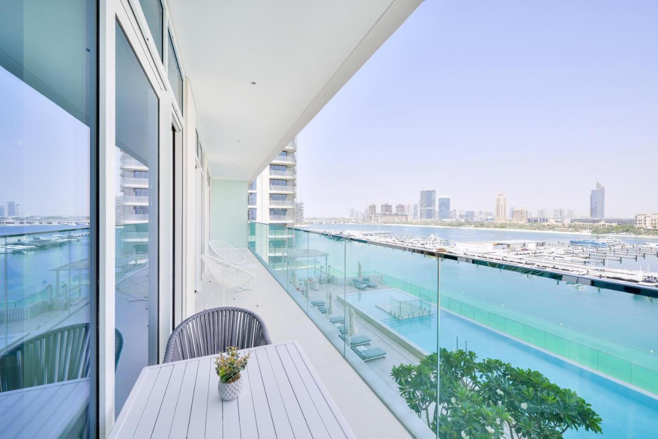 Ultra Luxury Emaar Beachfront - Private Beach And Pool Dubai Exterior photo