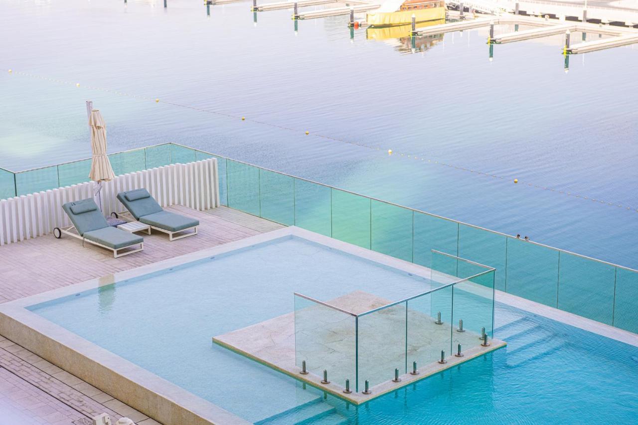 Ultra Luxury Emaar Beachfront - Private Beach And Pool Dubai Exterior photo