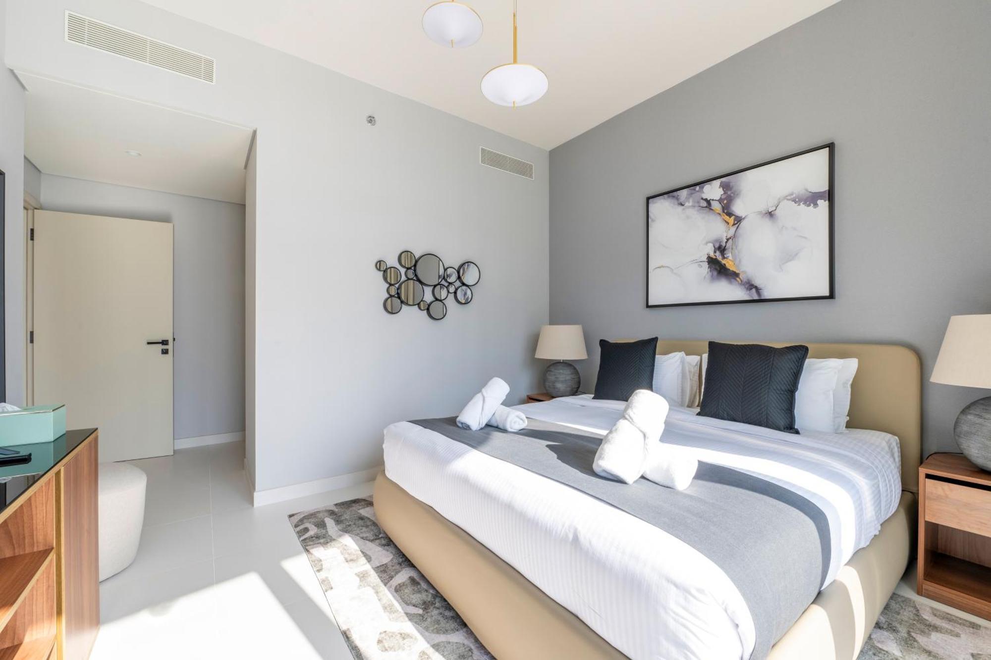 Ultra Luxury Emaar Beachfront - Private Beach And Pool Dubai Exterior photo