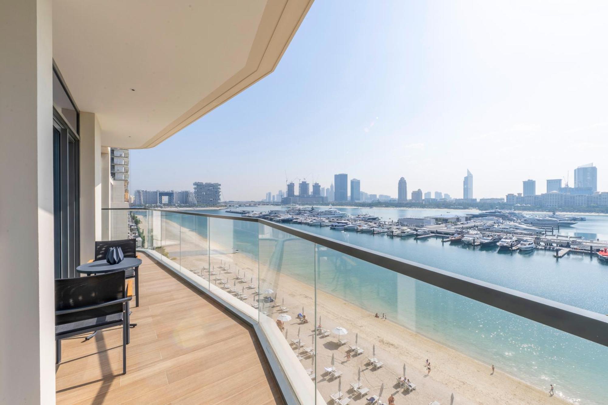 Ultra Luxury Emaar Beachfront - Private Beach And Pool Dubai Exterior photo